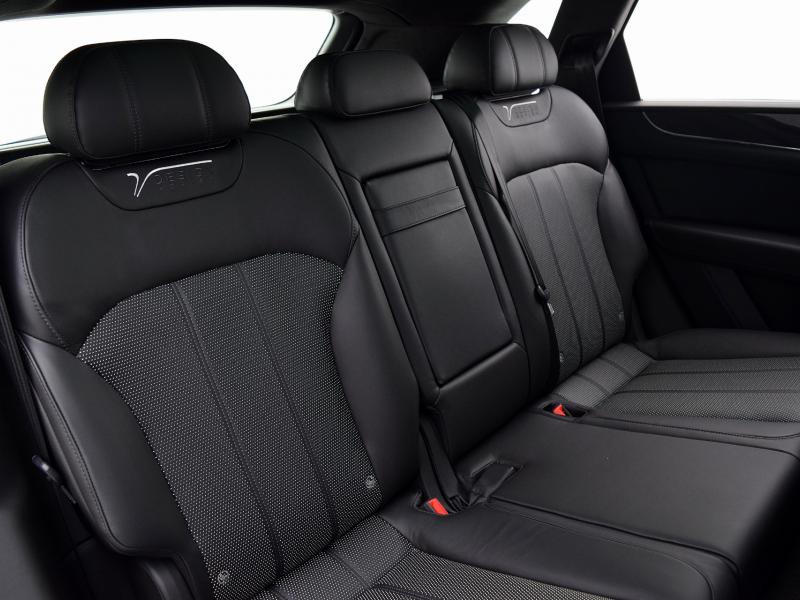 New 2020 Bentley Bentayga V8 Design Edition | Gurnee, IL