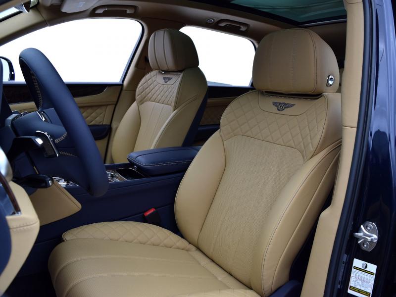 New 2020 Bentley Bentayga Hybrid | Gurnee, IL