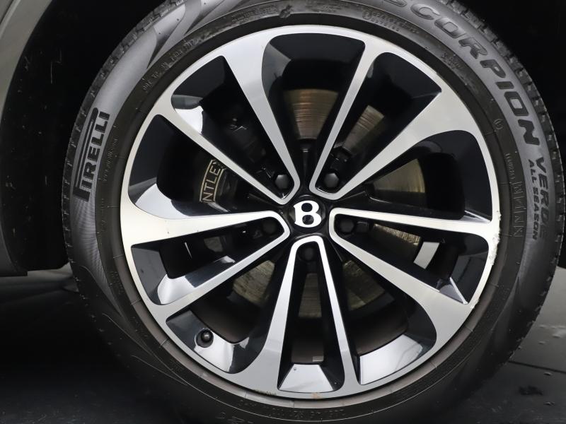 Used 2018 Bentley Bentayga W12 | Gurnee, IL