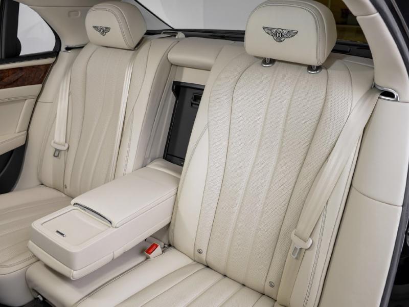 Used 2015 Bentley Flying Spur W12 | Gurnee, IL