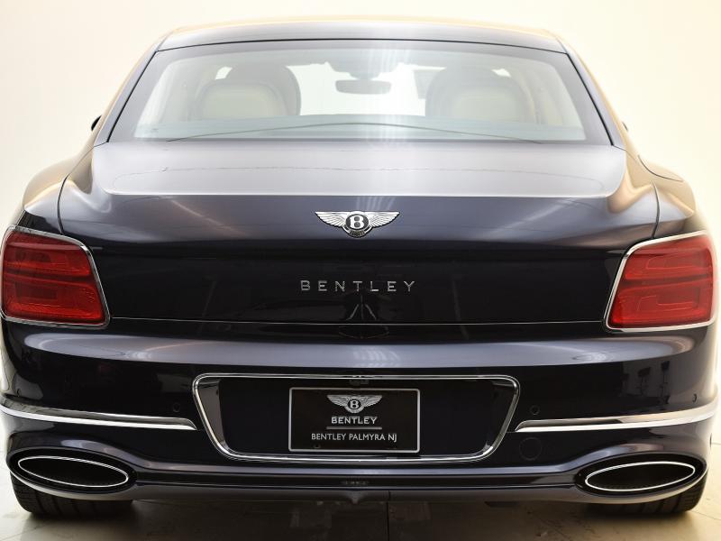 Used 2021 Bentley Flying Spur W12 | Gurnee, IL