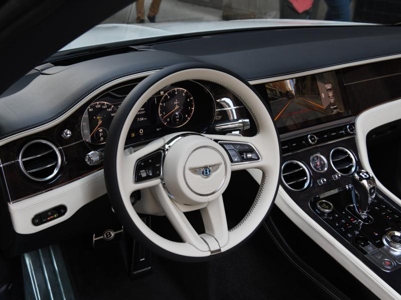 New 2022 Bentley continental GTC Convertible GTC V8 | Gurnee, IL
