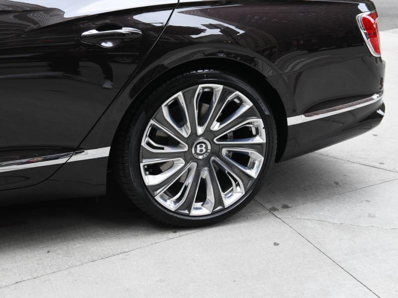 New 2022 Bentley Flying Spur V8 Mulliner | Gurnee, IL