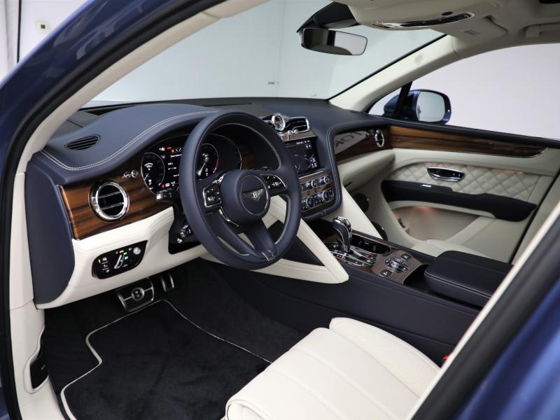 New 2022 Bentley Bentayga V8 First Edition | Gurnee, IL