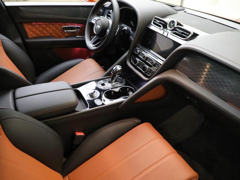 Used 2022 Bentley Bentayga V8 First Edition | Gurnee, IL