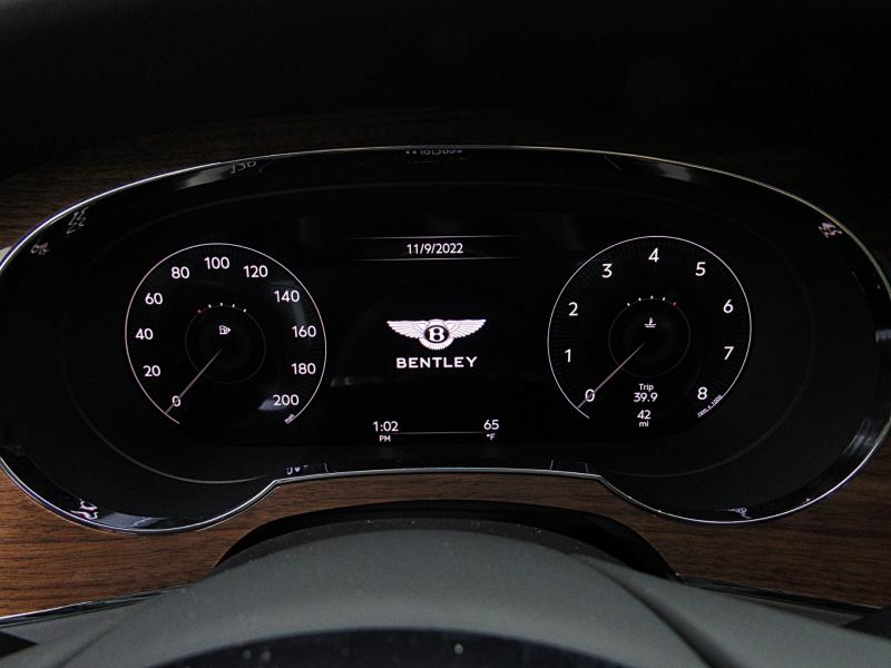 New 2023 Bentley Bentayga EWB V8  | Gurnee, IL