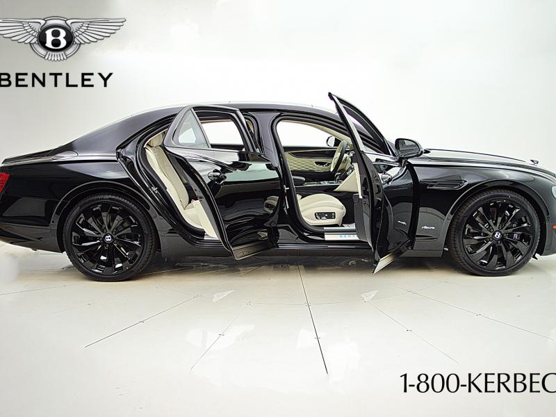 New 2023 Bentley Flying Spur Azure V8  | Gurnee, IL