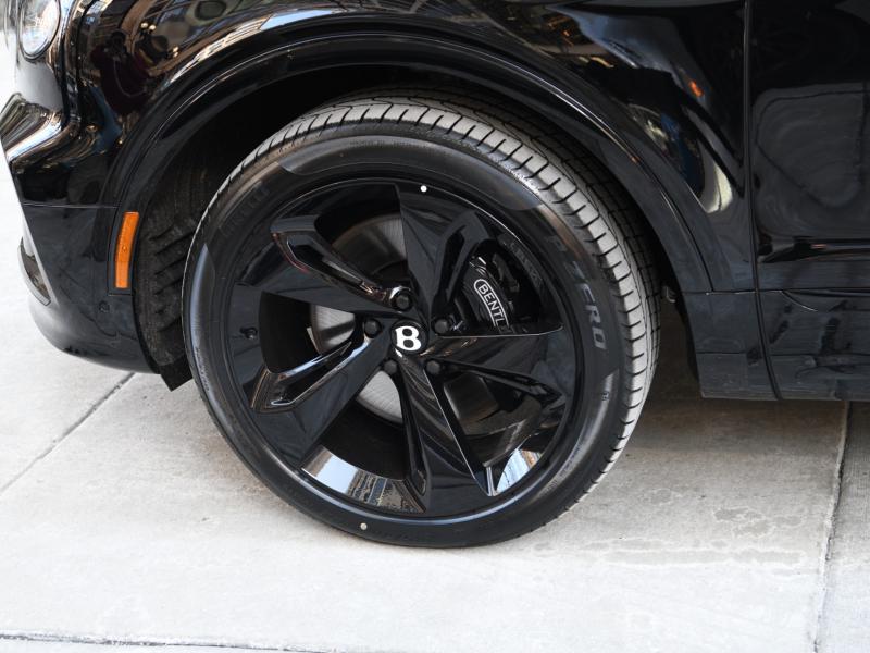 Used 2023 Bentley Bentayga EWB V8 | Gurnee, IL