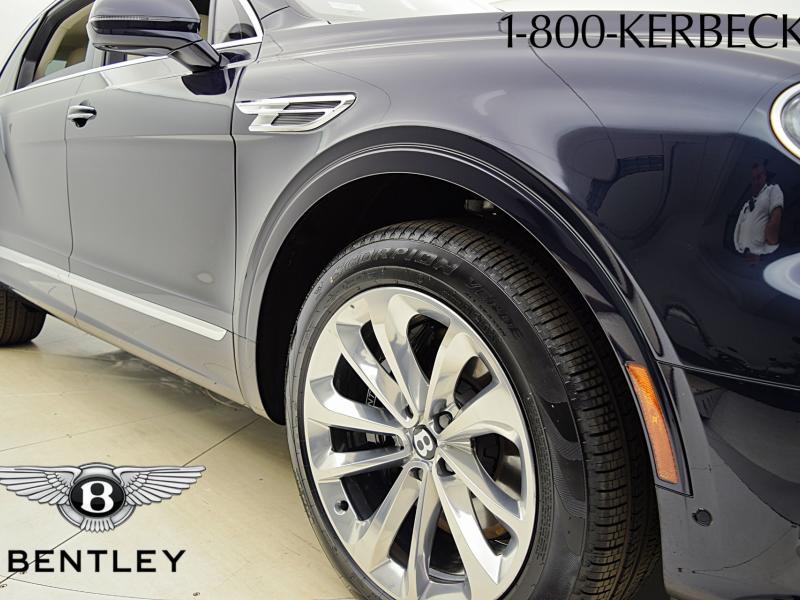New 2023 Bentley Bentayga EWB V8 | Gurnee, IL